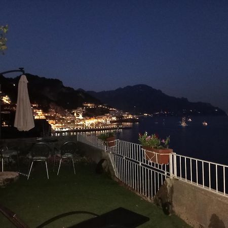 Appartamento Di Raphael Con Discesa Privata Al Mare 阿马尔菲 外观 照片
